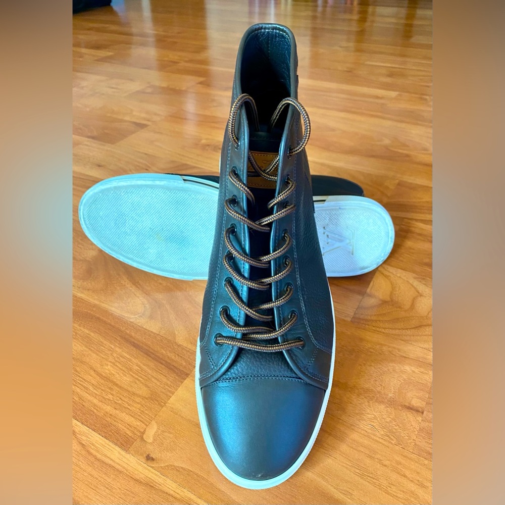 Louis Vuitton Hightop Leather Sneakers